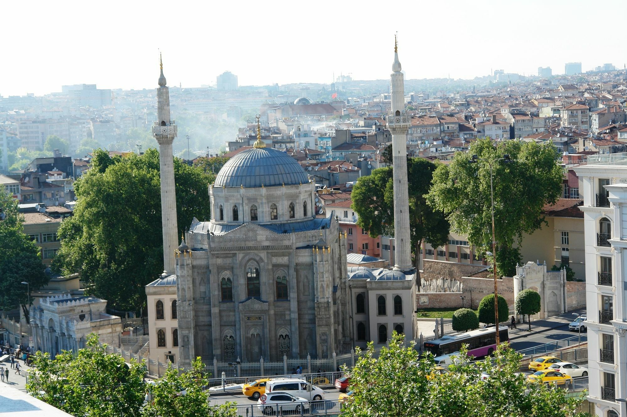 River 2* İstanbul