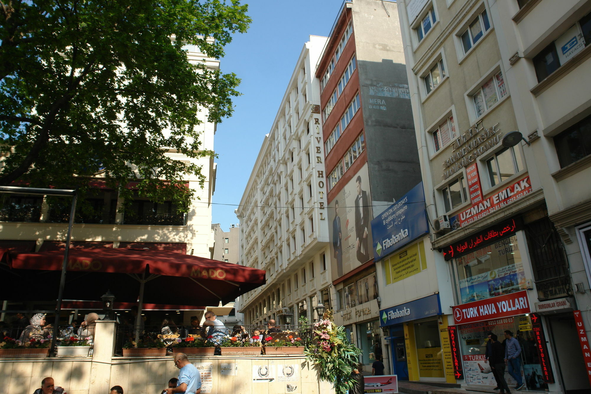 River İstanbul